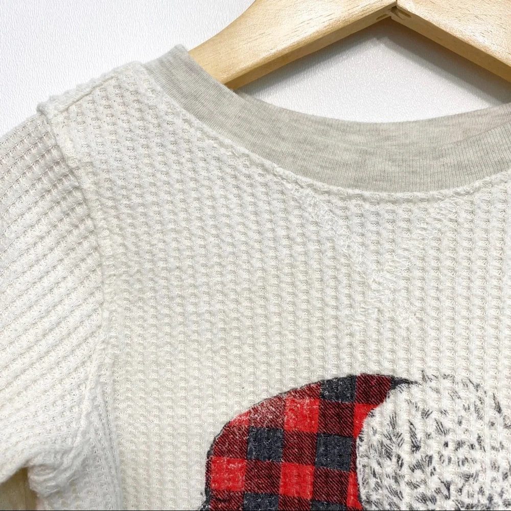 old navy | waffle knit thermal polar bear white tee 3t
